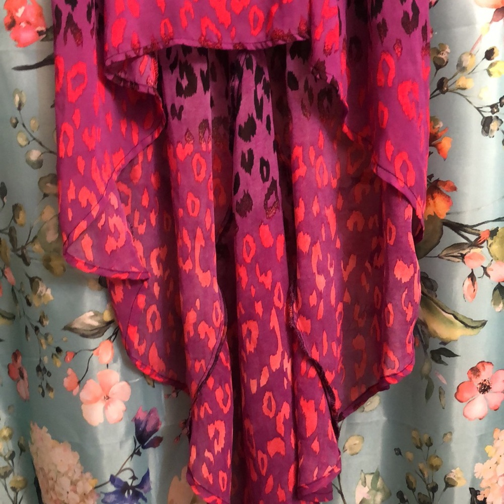Beautiful flowy high low skirt - Picture 3 of 12